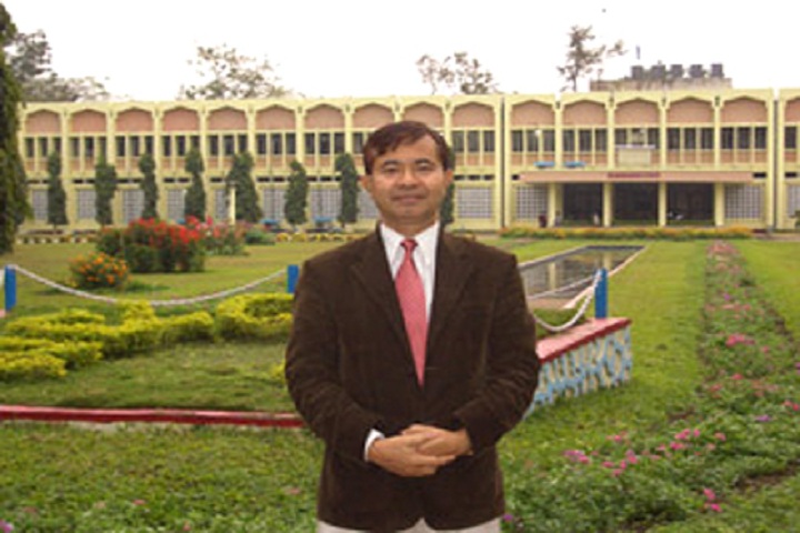 https://cache.careers360.mobi/media/colleges/social-media/media-gallery/18387/2019/5/7/Campus View of POGL Group of Institutions Guwahati_Campus-view.jpg